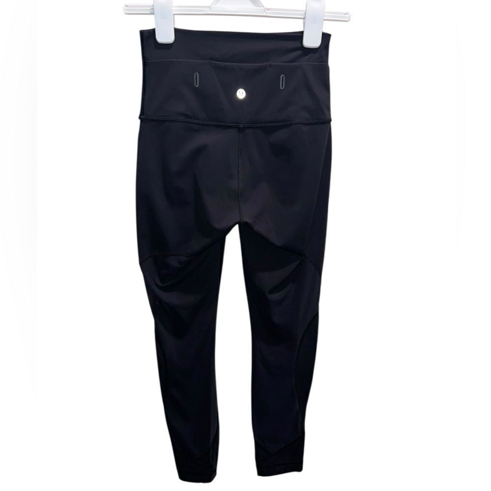 Lululemon Black High Rise Leggings Cropped Athletic Yoga